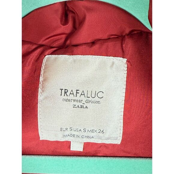 Zara Quilted Vest Womens S Red Faux Fur Removable Hood Puffer Winter Gorpcore - Picture 4 of 10